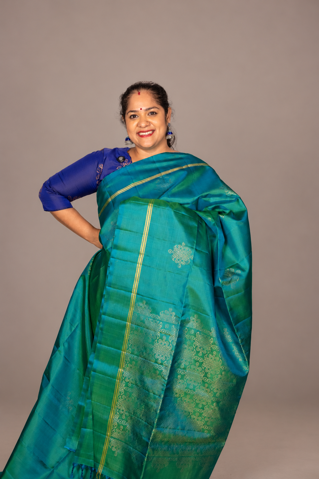 Signature Kolam Soft Silk- Mayilkazhuthu Green
