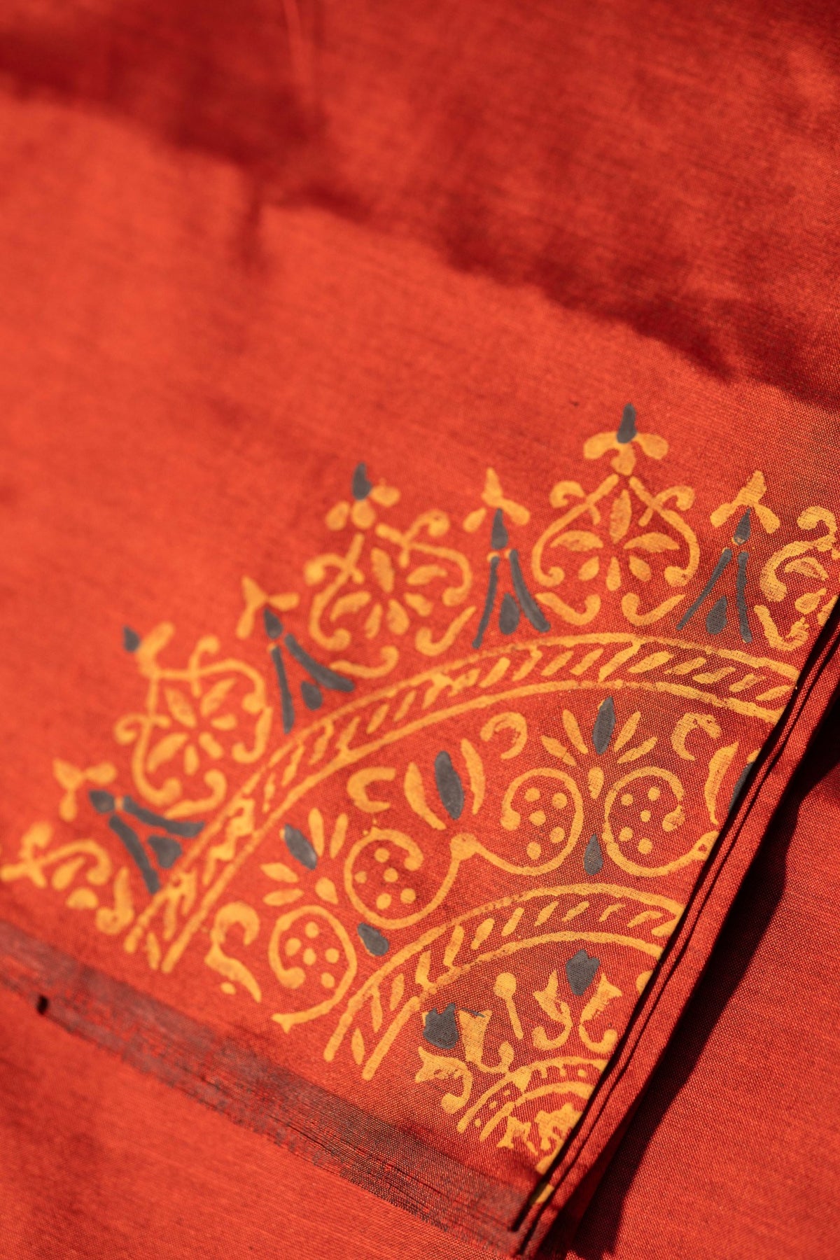 Maroon Printed Semi Silk Cotton Saree – Pairs with Black Blouse