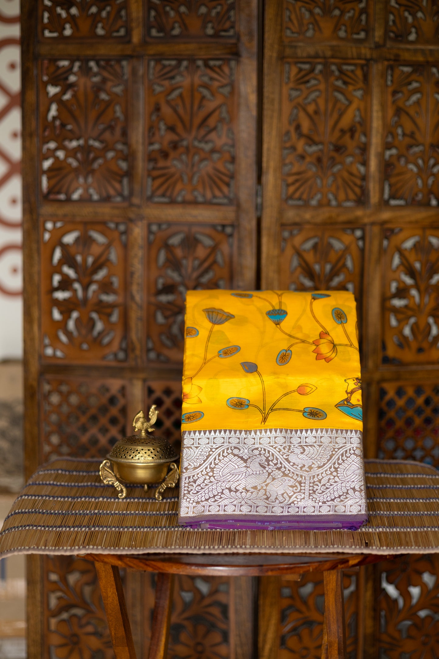 Mangalgiri silk cotton - Light lemon yellow with pichwai print