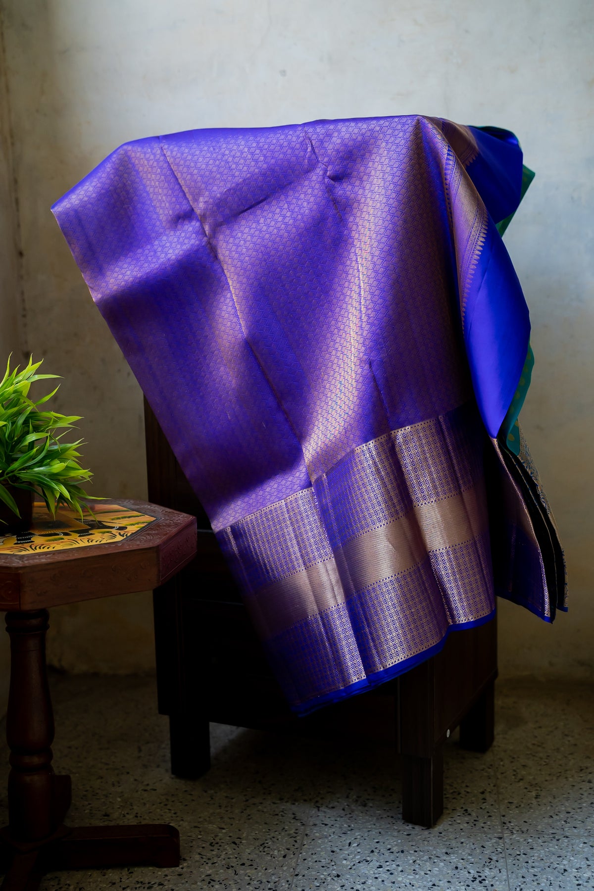 1000 Butta peacock blue with violet (Deepika Model)