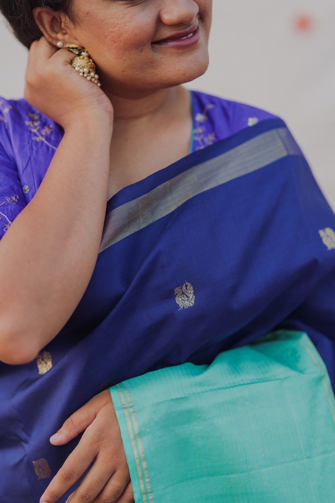 MS Blue with turquoise blue annam, chakram motifs with vaira oosi border