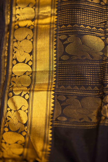 Vintage vairaoosi  silk cotton - Dark Metallic Copper with Black Pallu
