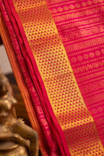 Vintage podi  Muthukattam silk cotton - Dual shade Orangish Pink with Rani pink Pallu