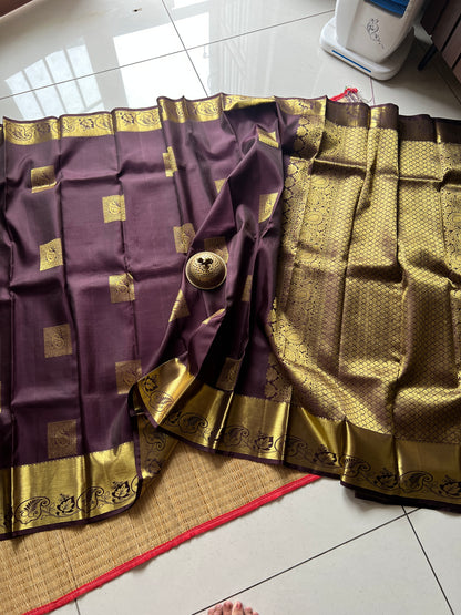 Coffee brown square buttas, mango border