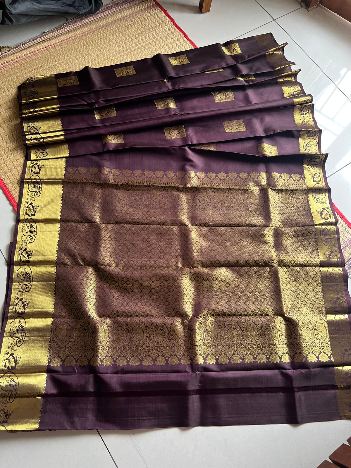 Coffee brown square buttas, mango border