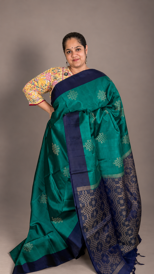 Signature Kolam Soft Silk- Ramar Green with Navy Blue