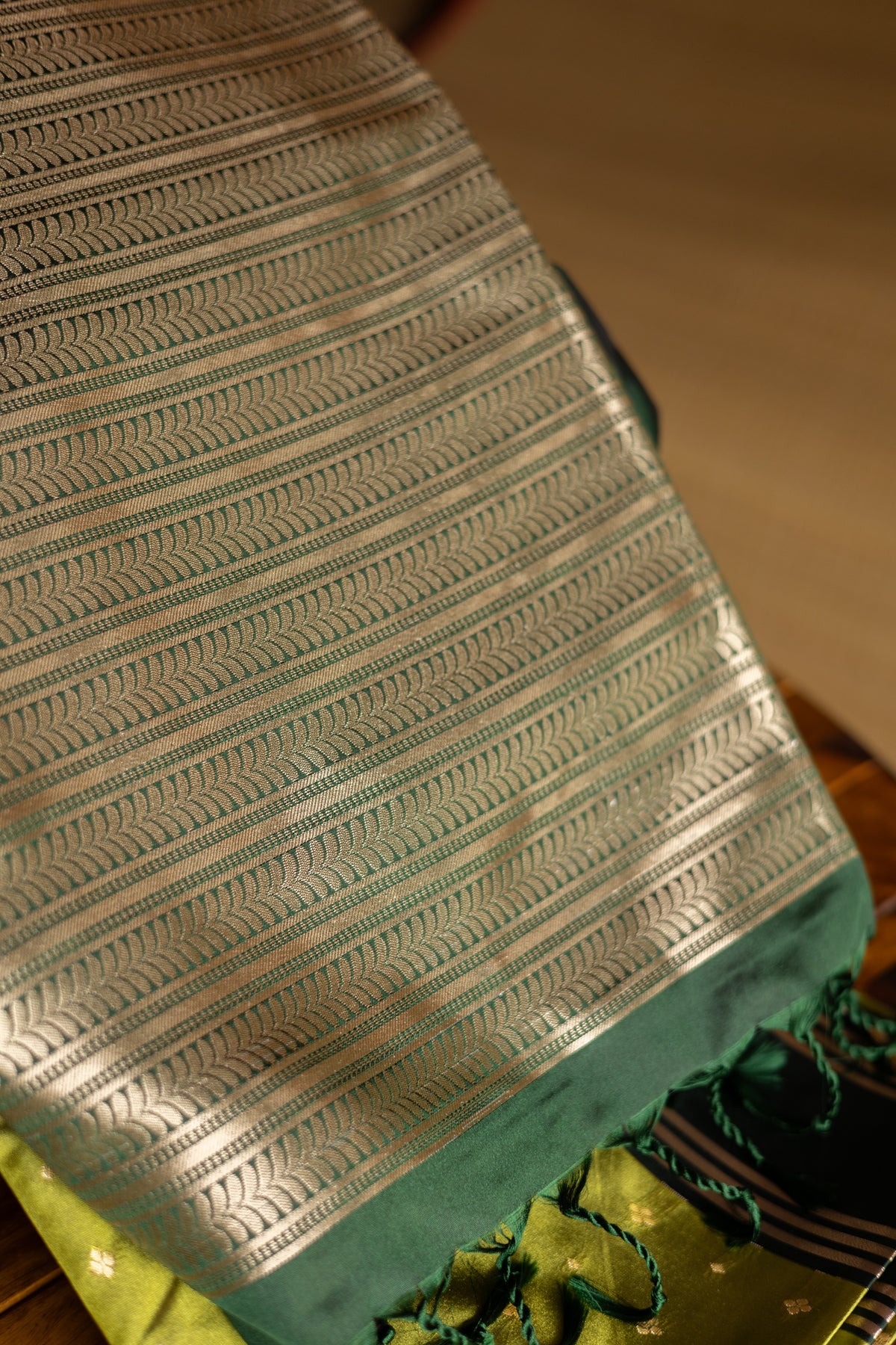 Olive Green Semi Soft Silk Saree with Bottle Green Pallu