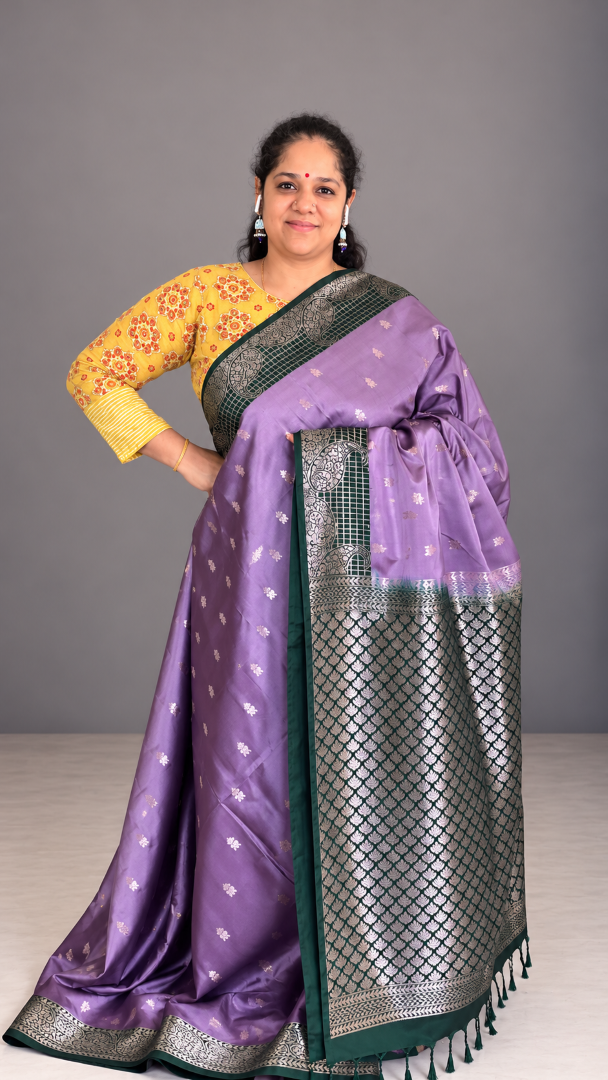 Lilac Semi Soft Silk Saree with Emerald Green Pallu