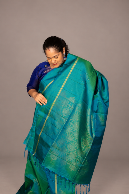 Signature Kolam Soft Silk- Mayilkazhuthu Green
