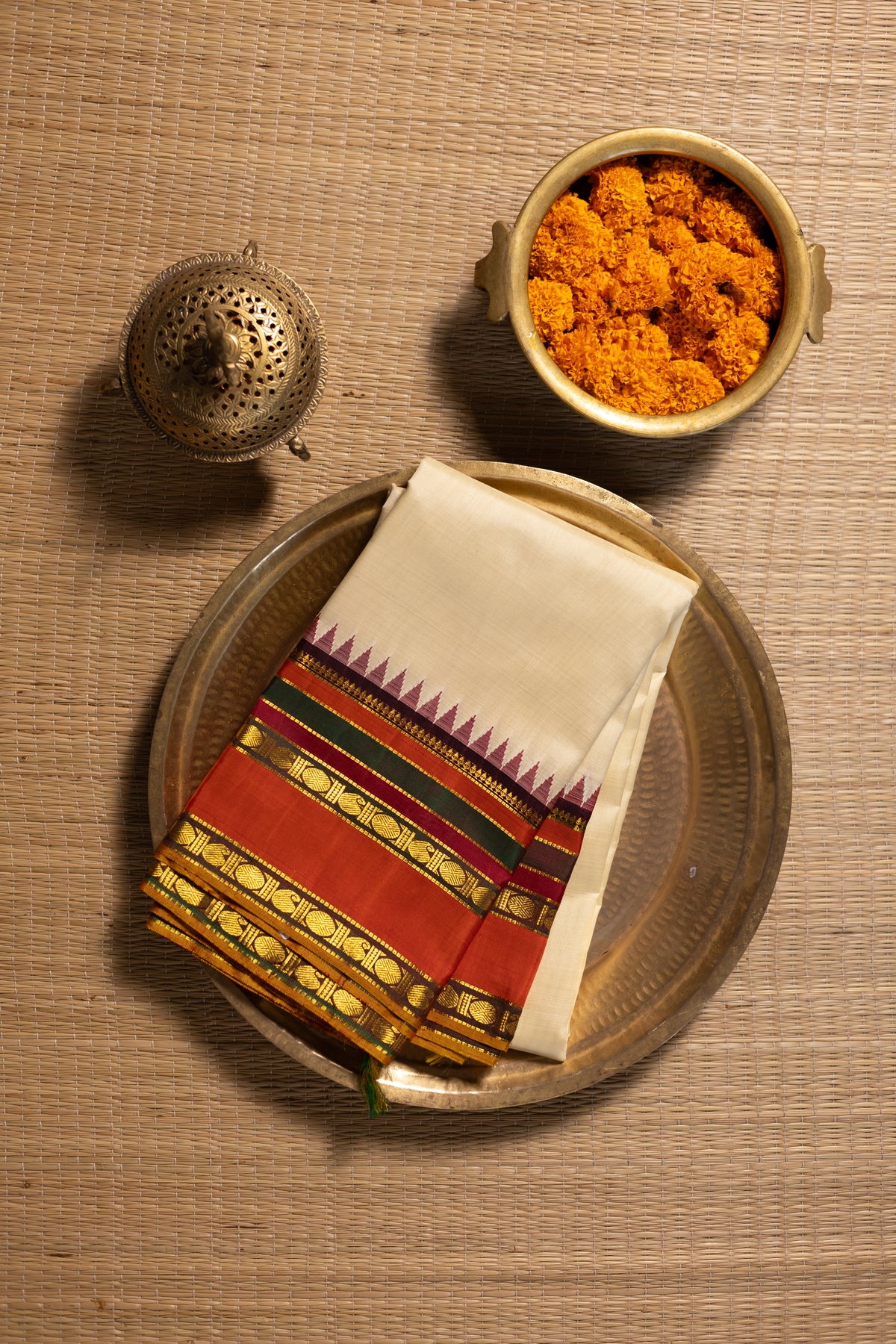 Half White with Rust Orange Rettaipet with Varisaipet border