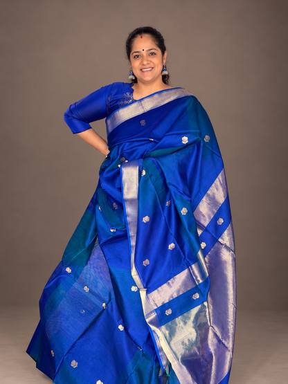 Peacock Blue Maheshwari Silk Cotton with Lotus Bhutta