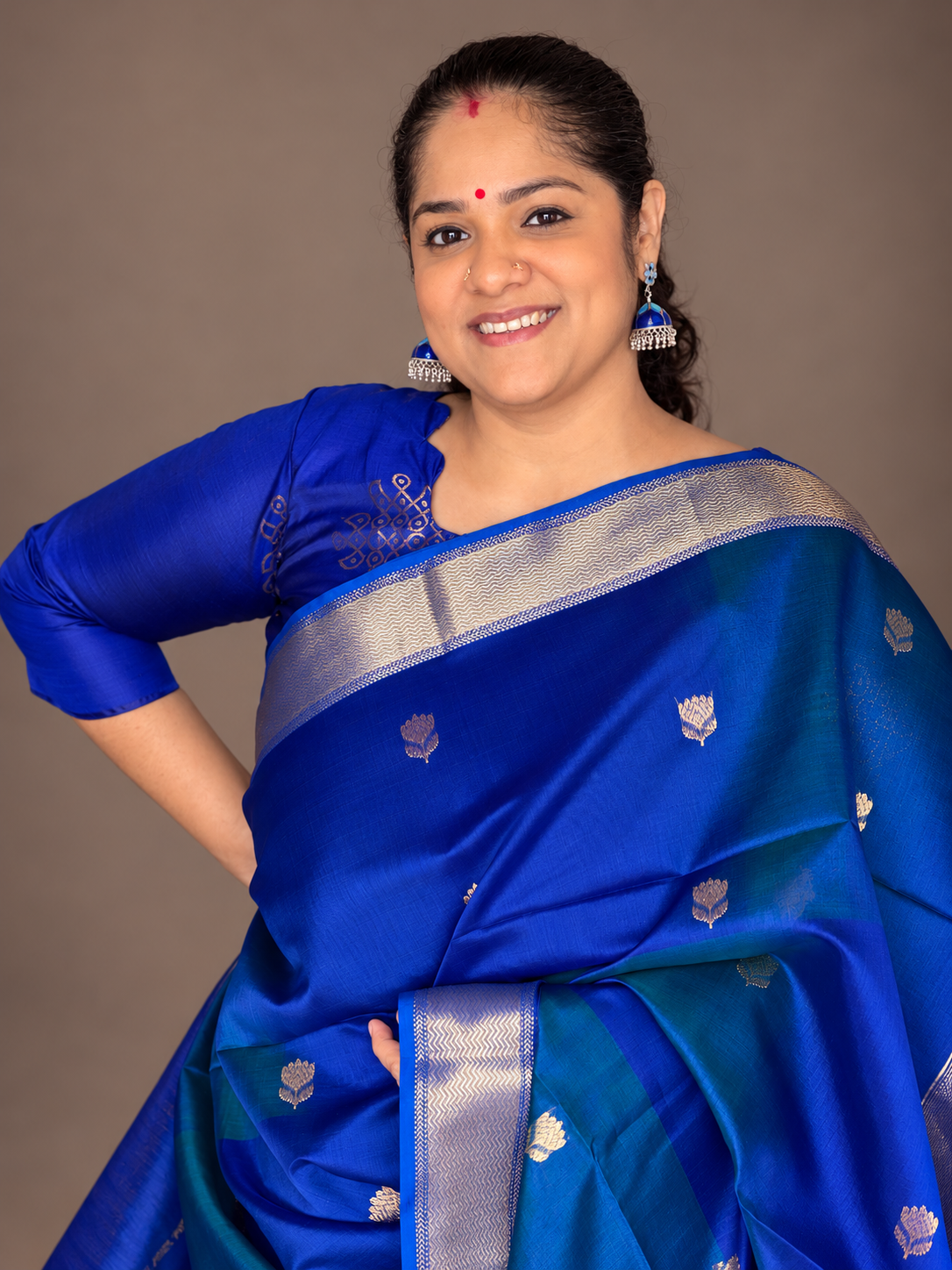 Peacock Blue Maheshwari Silk Cotton with Lotus Bhutta