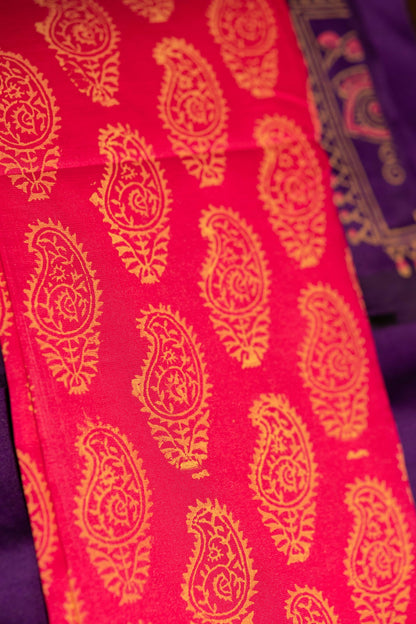 Violet Printed Semi Silk Cotton Saree – Pairs with Pink Blouse