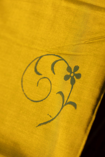 Cardamom Green Printed Semi Silk Cotton Saree – Pairs with Mehendi Green Blouse