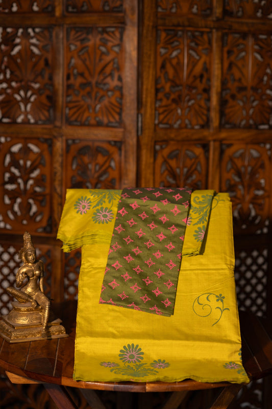 Cardamom Green Printed Semi Silk Cotton Saree – Pairs with Mehendi Green Blouse