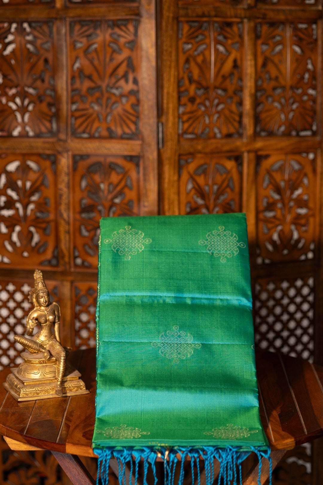 Signature Kolam Soft Silk- Mayilkazhuthu Green