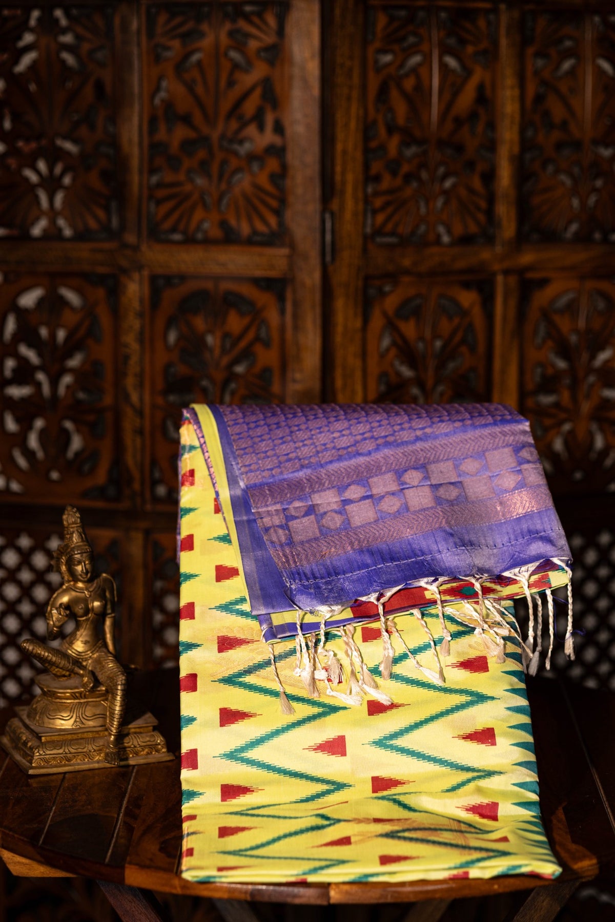 Pochampally Printed Semi Soft Silk Saree - Cardamom Green with Violet