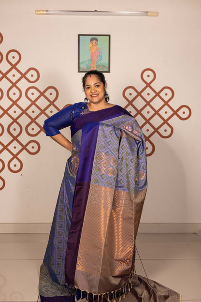 Pochampally printed Semi Soft Silk Saree -Dual Shade Purple with Copper Zari