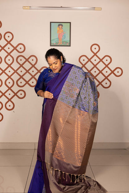 Pochampally printed Semi Soft Silk Saree -Dual Shade Purple with Copper Zari