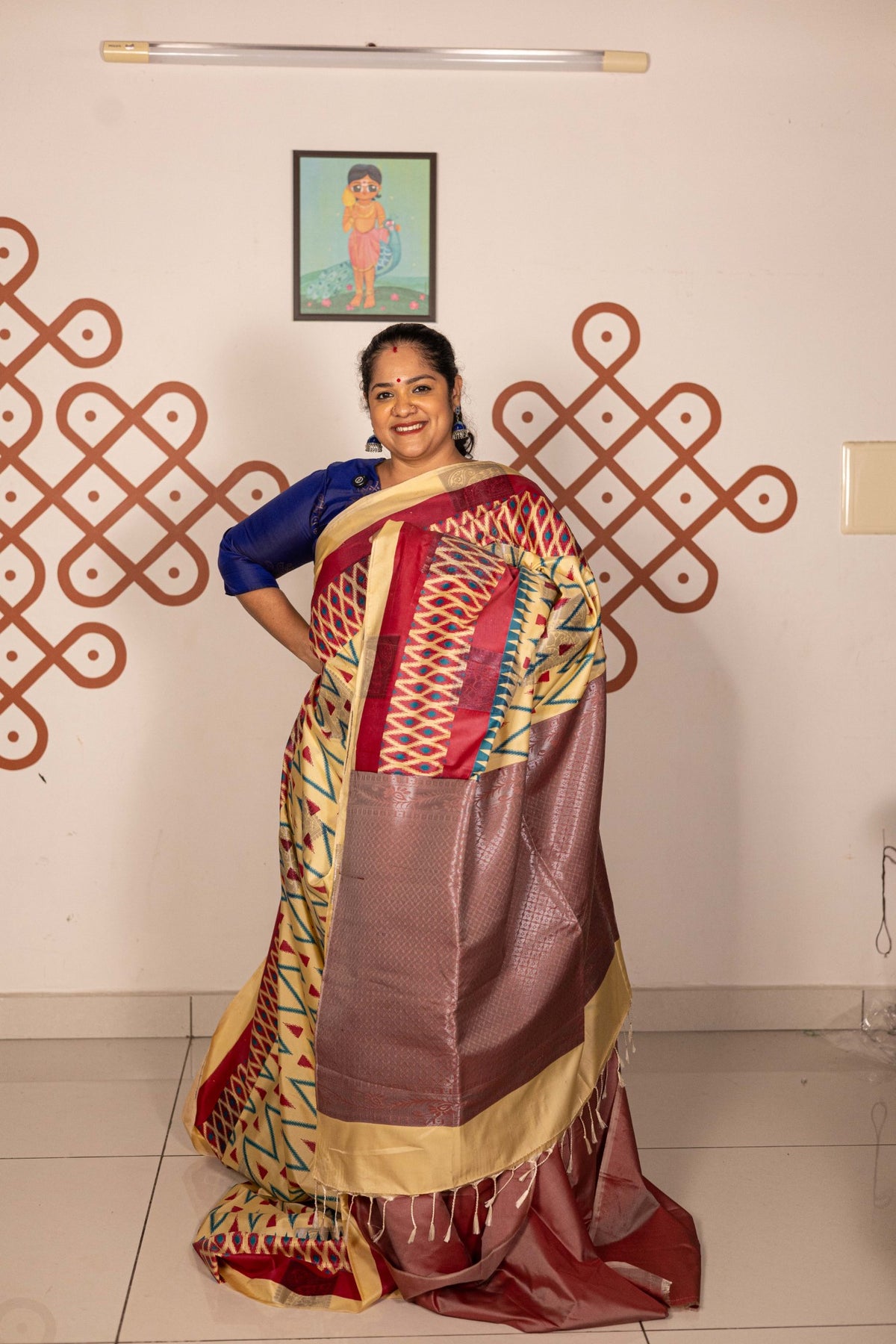 Pochampally printed Semi Soft Silk Saree -Half White with Metallic Grey