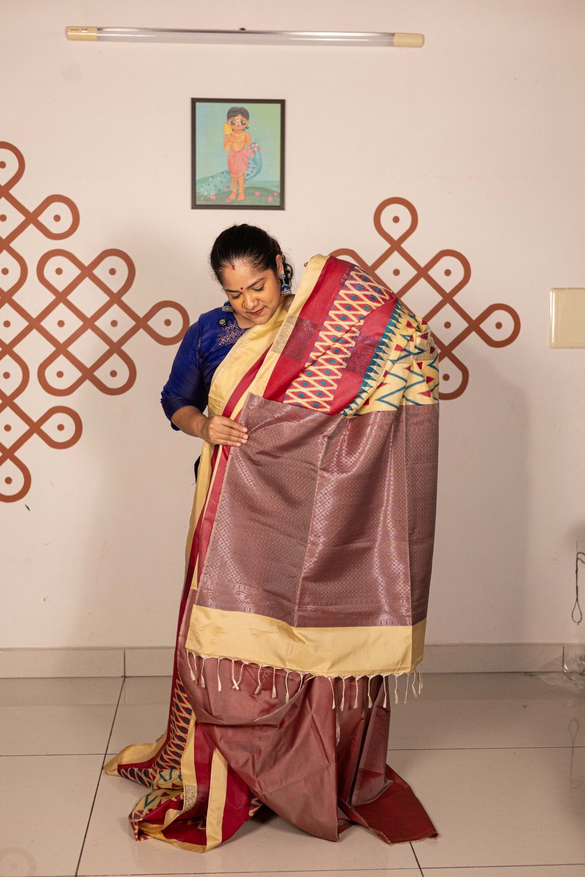 Pochampally printed Semi Soft Silk Saree -Half White with Metallic Grey