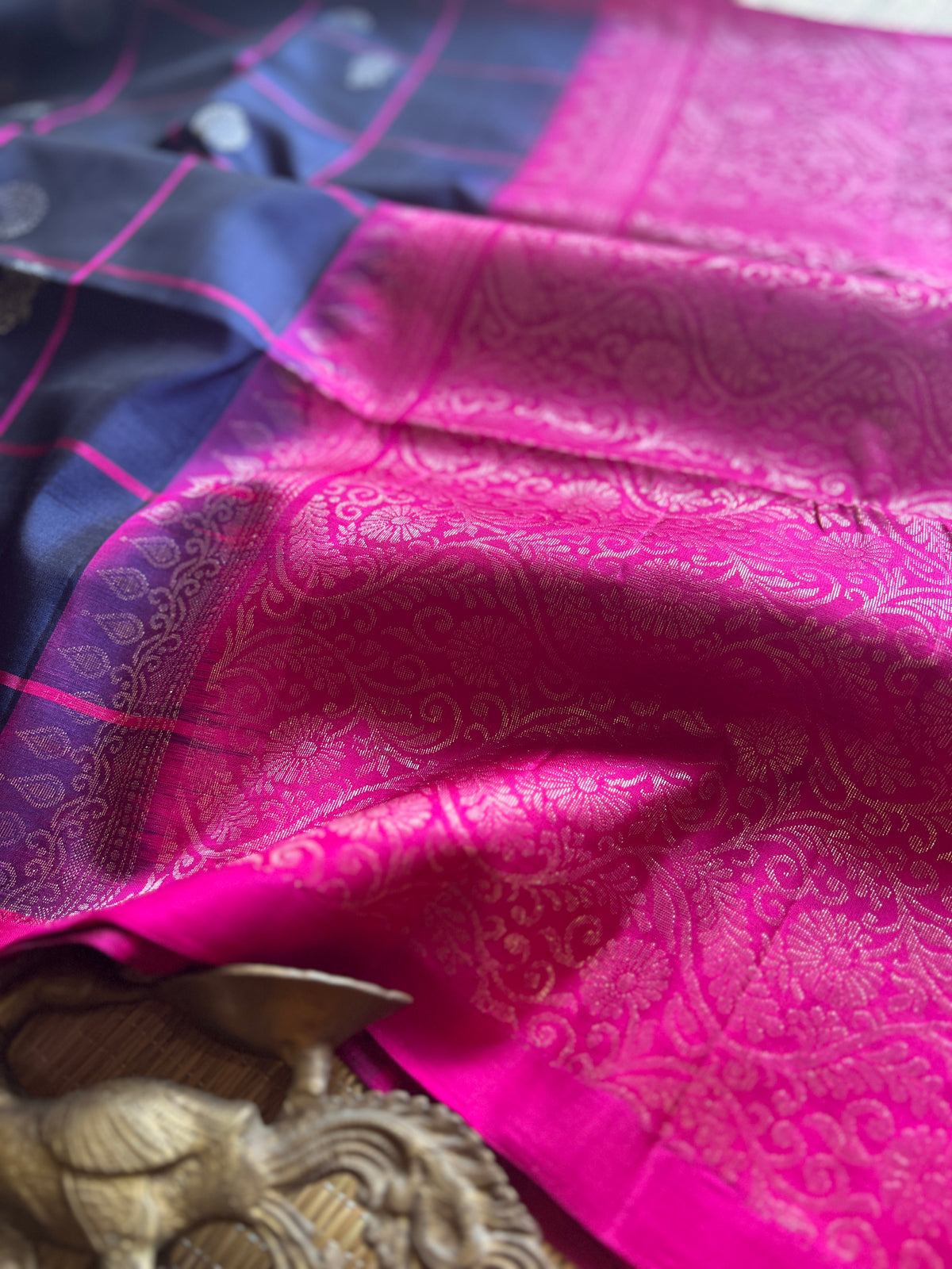 Navy blue checks with rani pink silver Chakram buttas - borderless saree